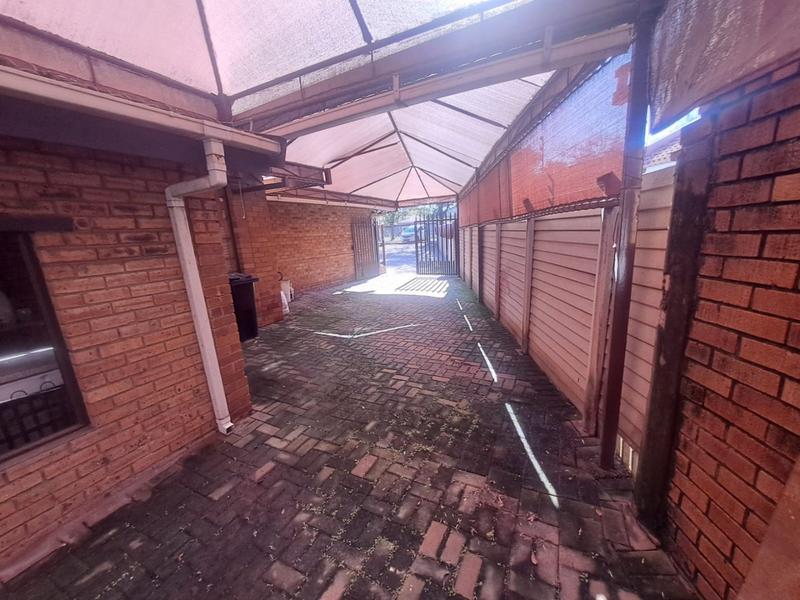 3 Bedroom Property for Sale in Vaalpark Free State